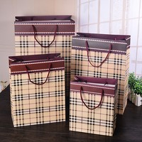 Plaid pattern gift bag